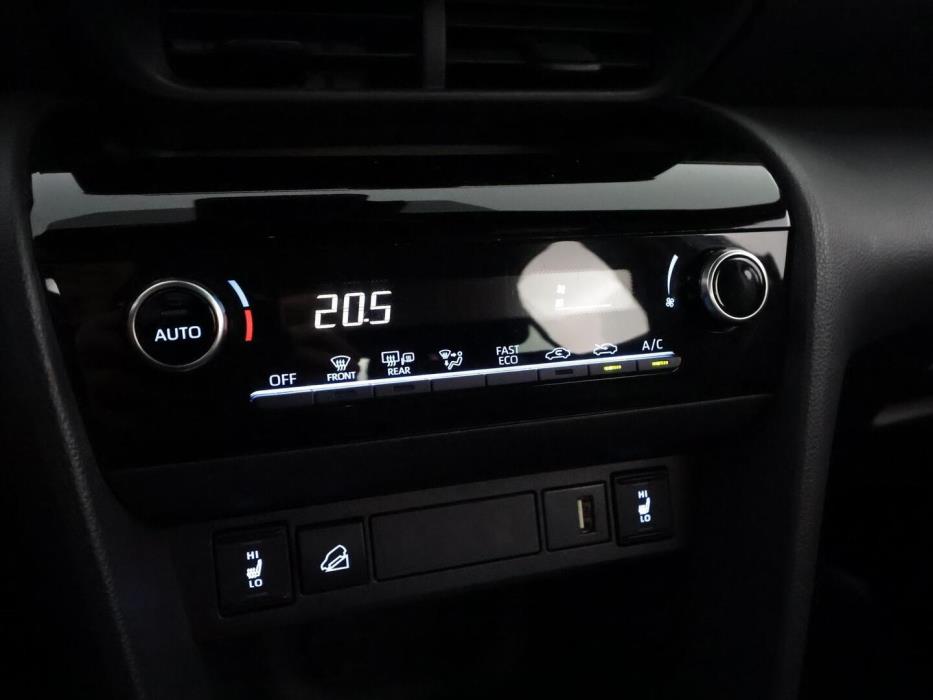 TOYOTA YARIS CROSS 2022