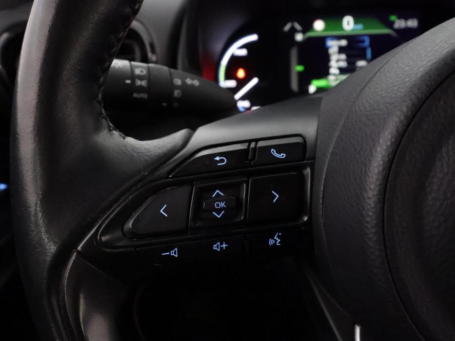 TOYOTA YARIS CROSS 2022
