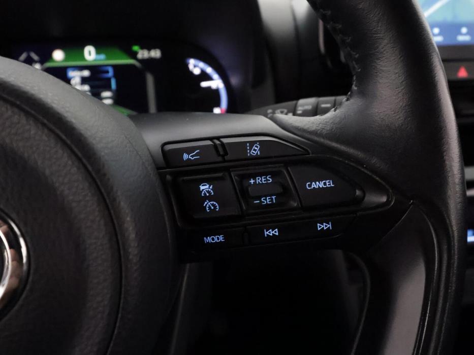 TOYOTA YARIS CROSS 2022