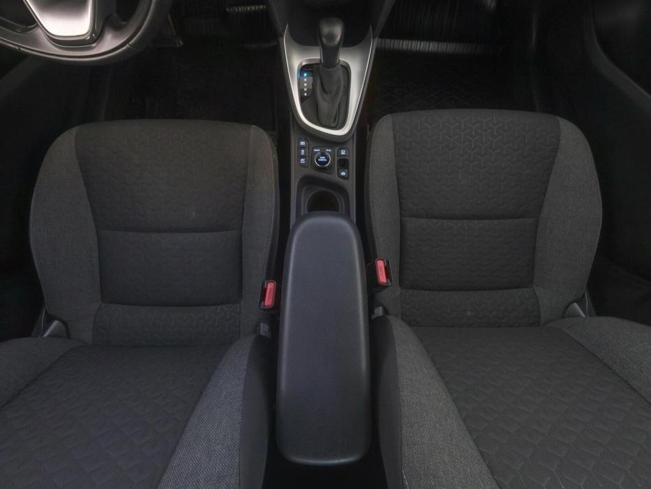 TOYOTA YARIS CROSS 2022