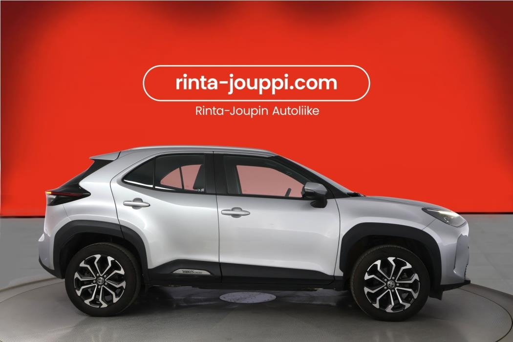 TOYOTA YARIS CROSS 2022