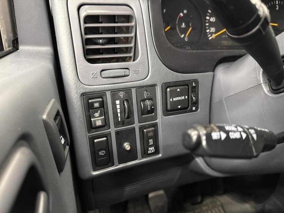 TOYOTA Hiace 2007