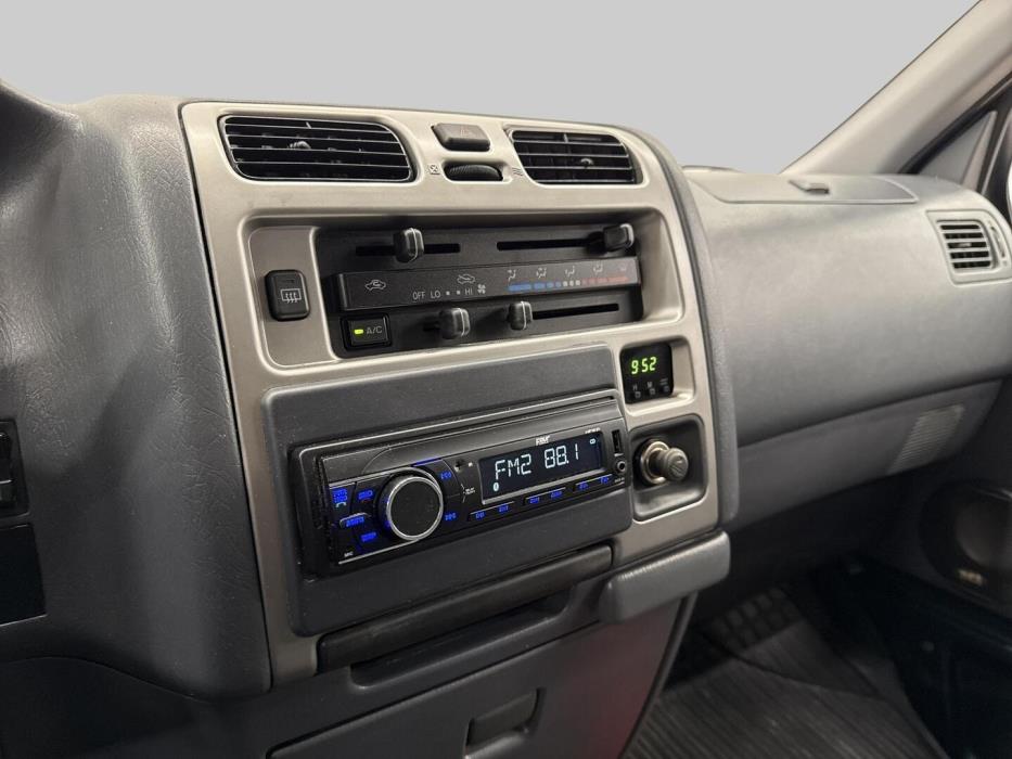 TOYOTA Hiace 2007