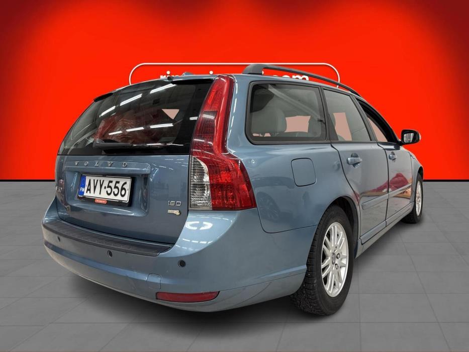 VOLVO V50 2009