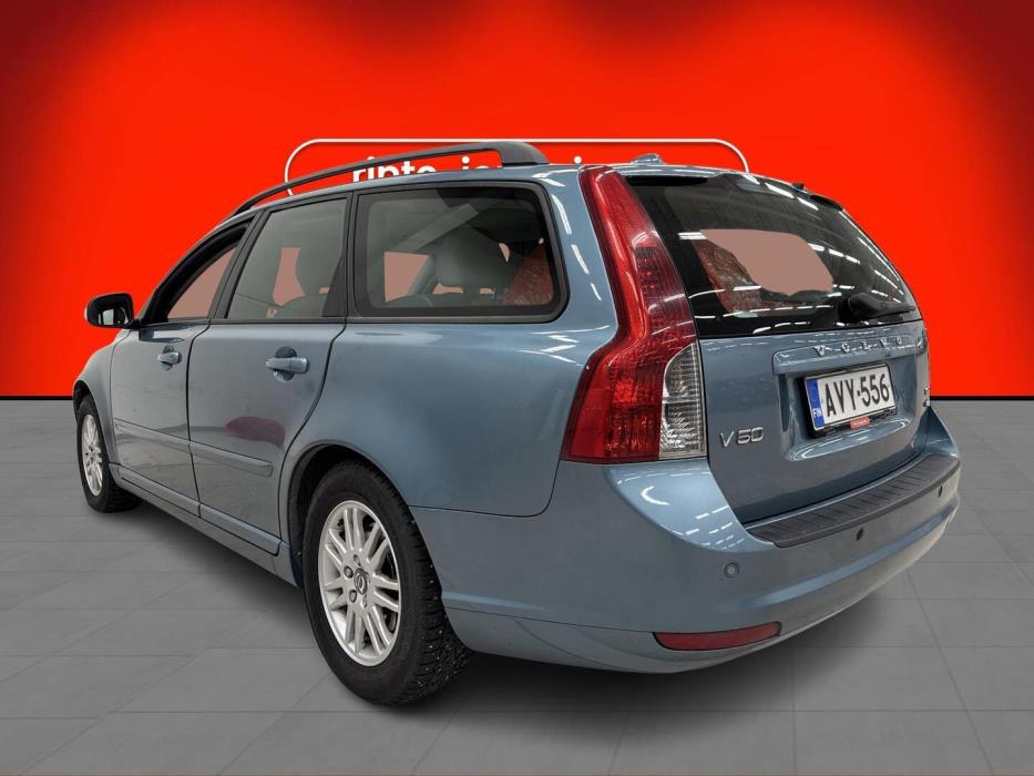 VOLVO V50 2009