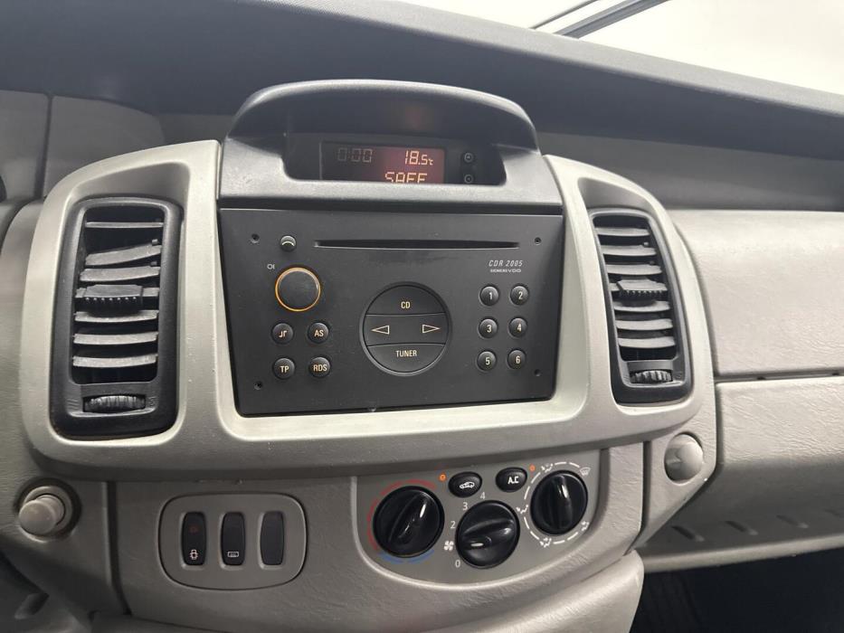 OPEL Vivaro 2006