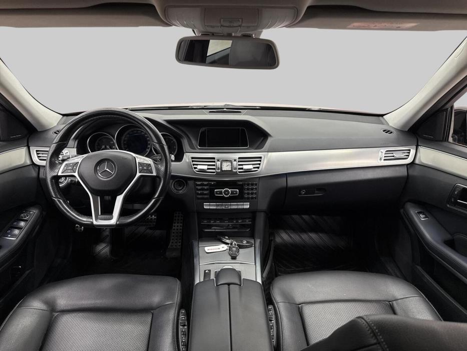 MERCEDES-BENZ E 2014