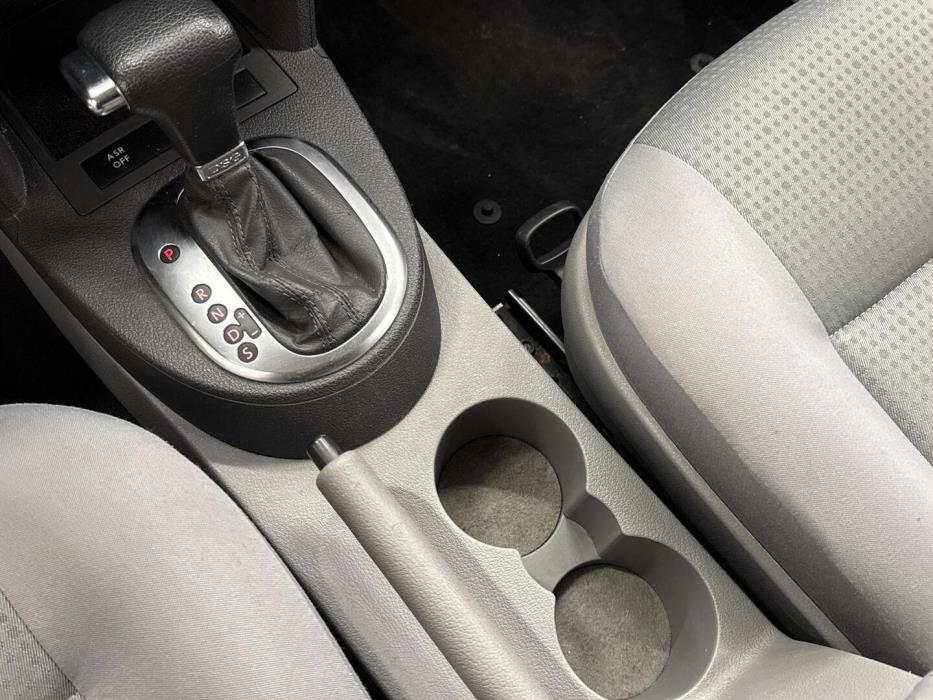 VOLKSWAGEN Caddy Maxi 2009