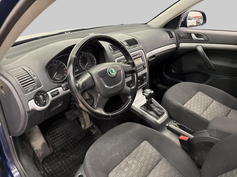 SKODA Octavia 2013
