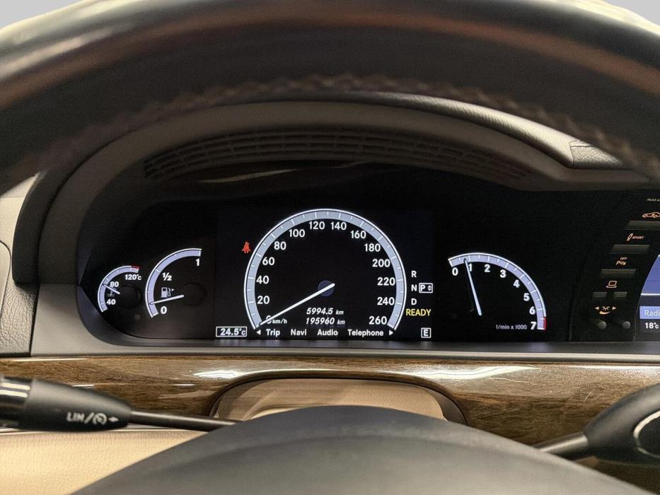MERCEDES-BENZ S 2010