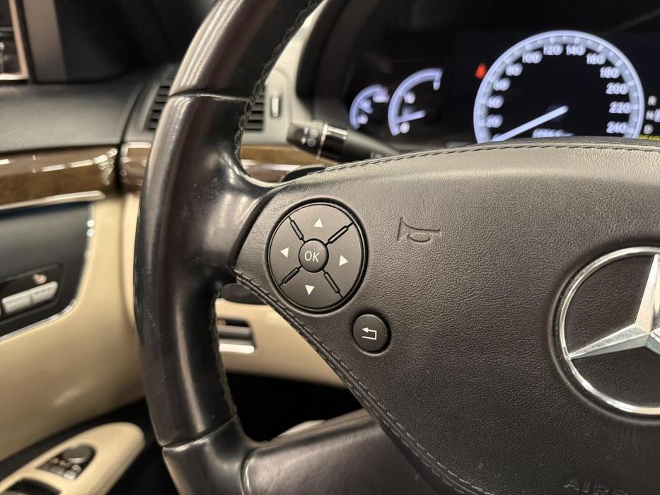MERCEDES-BENZ S 2010