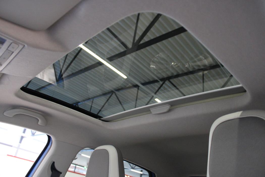 VOLKSWAGEN up! 2015