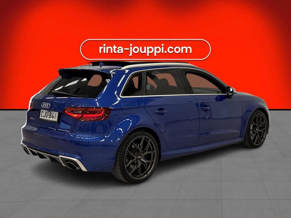 AUDI RS 3 2015