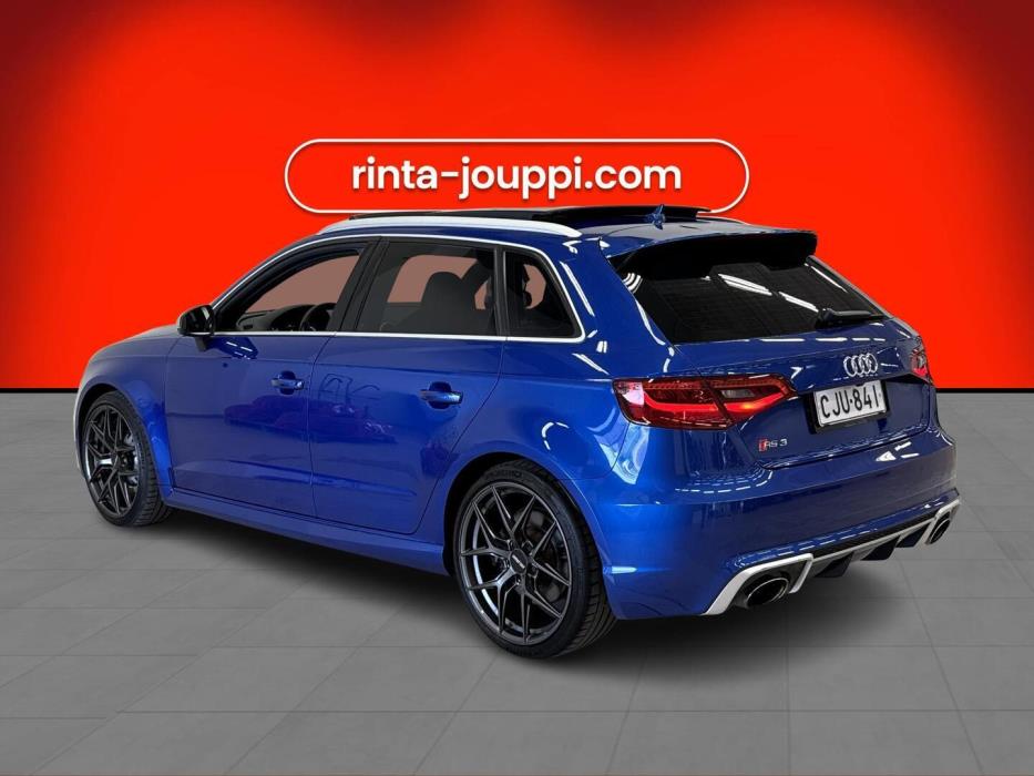 AUDI RS 3 2015