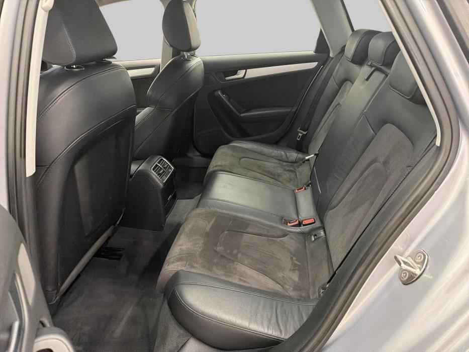 AUDI A4 2015