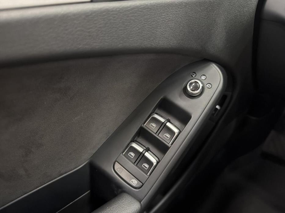 AUDI A4 2015