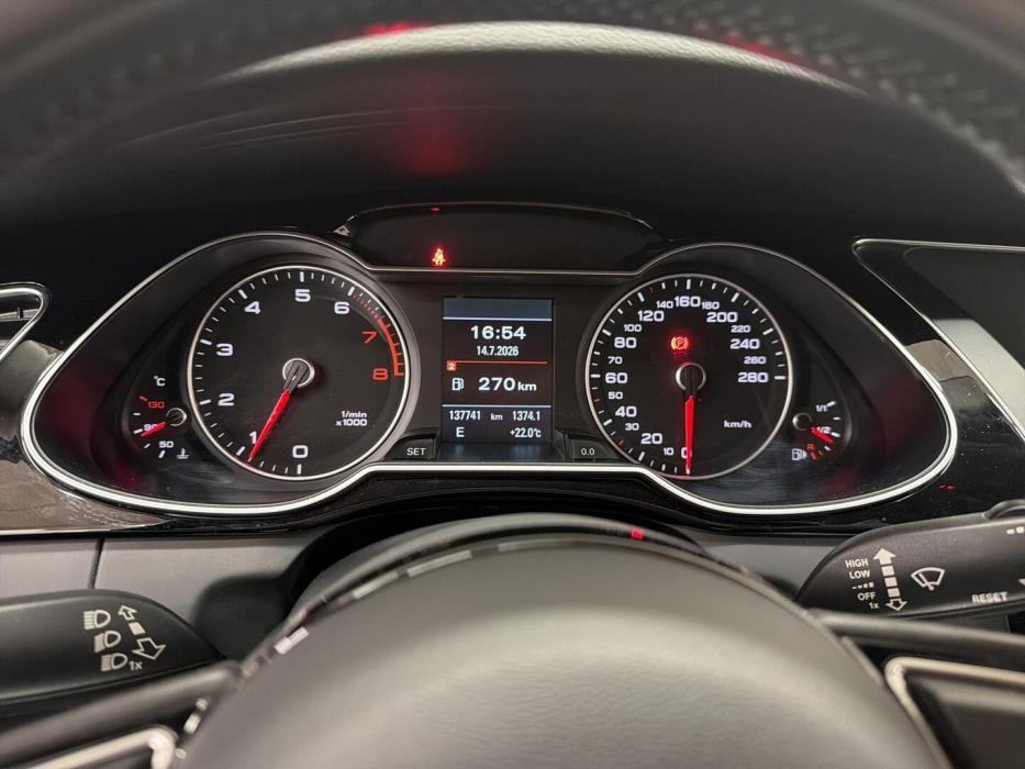 AUDI A4 2015