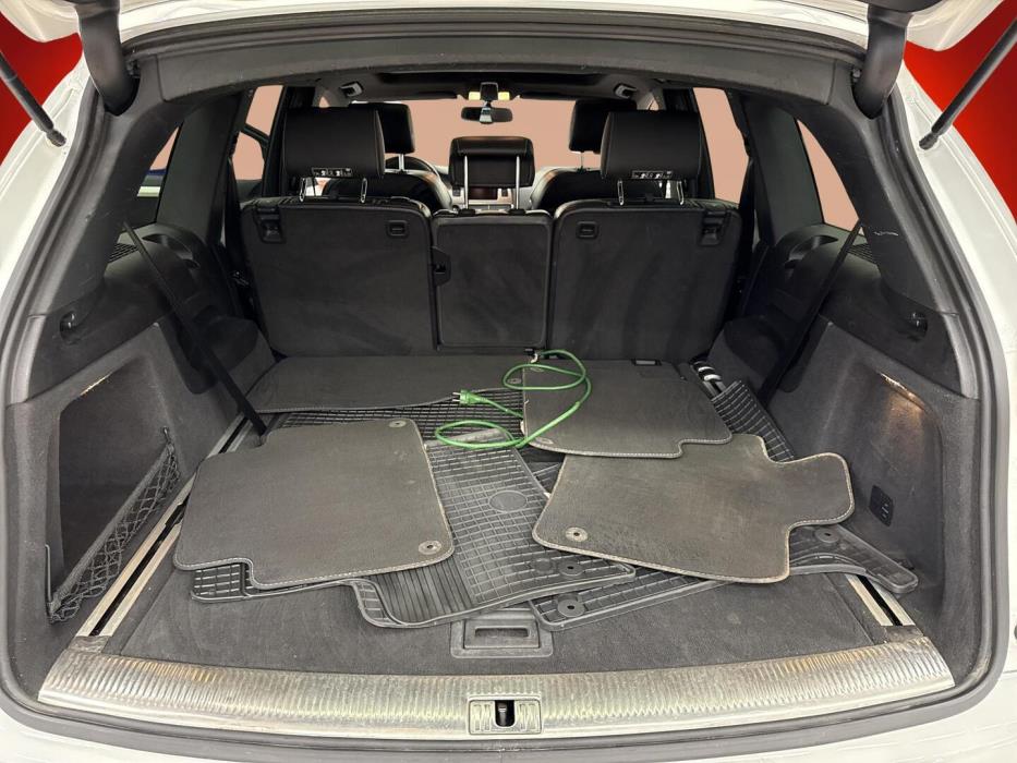 AUDI Q7 2011