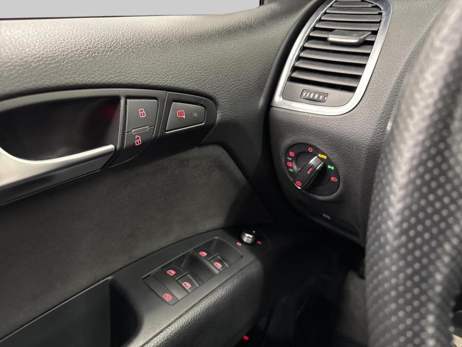 AUDI Q7 2011