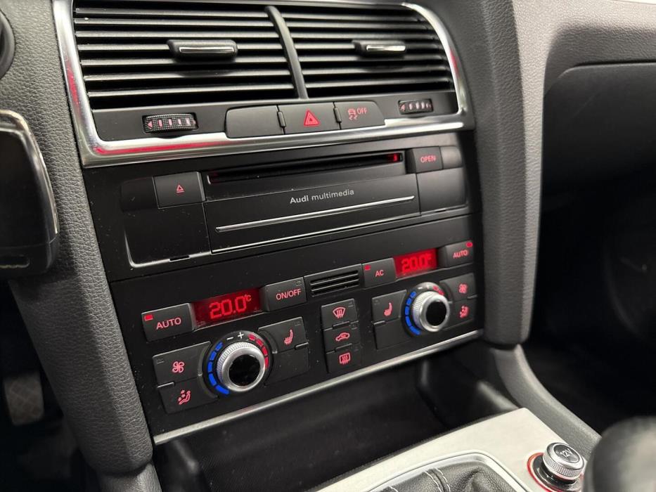 AUDI Q7 2011
