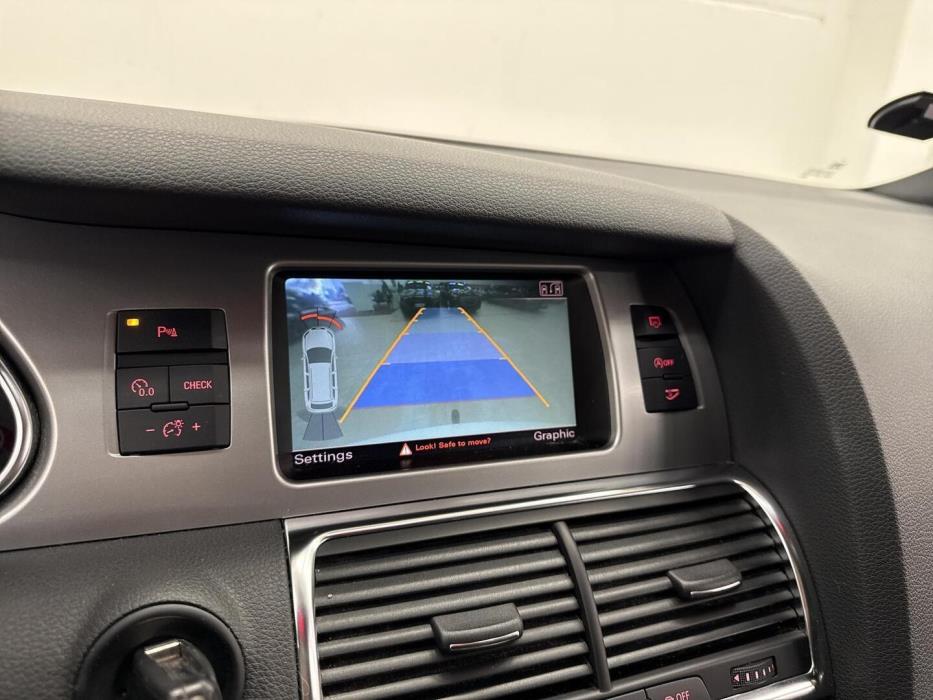 AUDI Q7 2011