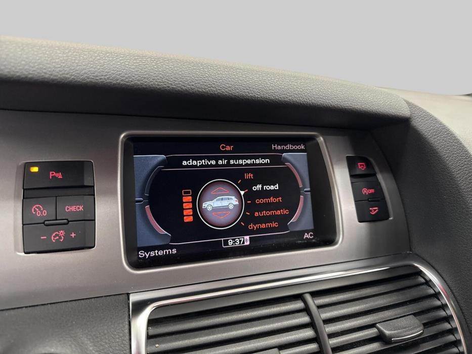 AUDI Q7 2011