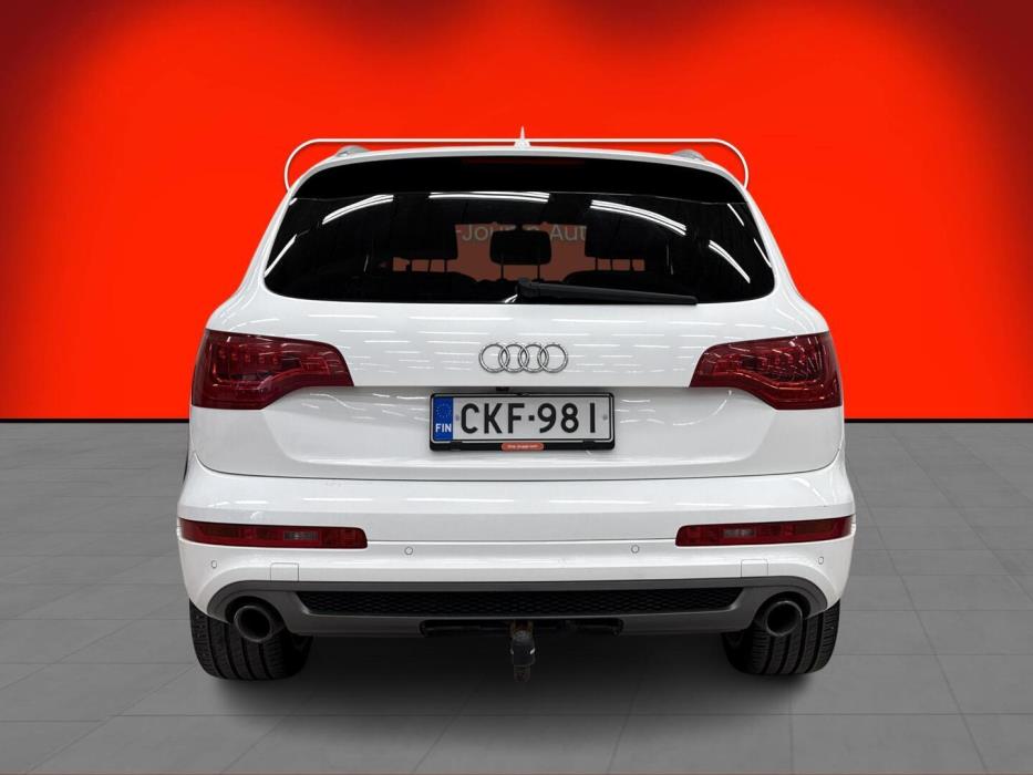AUDI Q7 2011