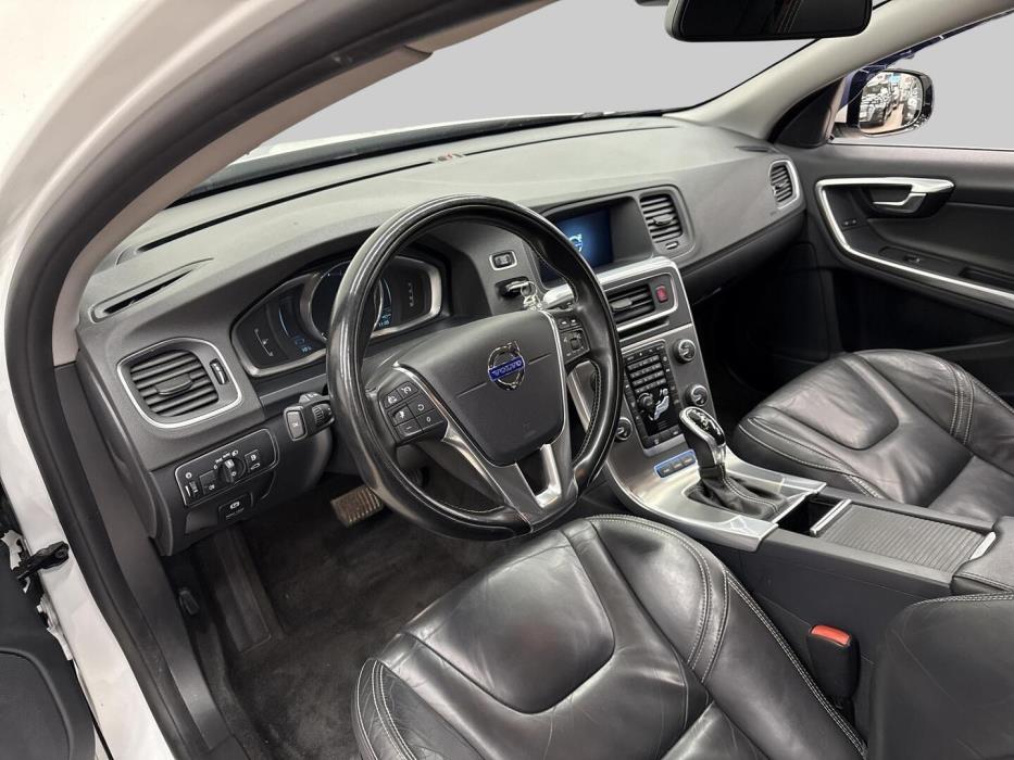 VOLVO V60 2014