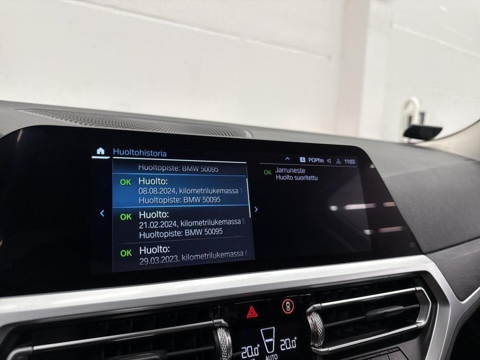 BMW 330 2019
