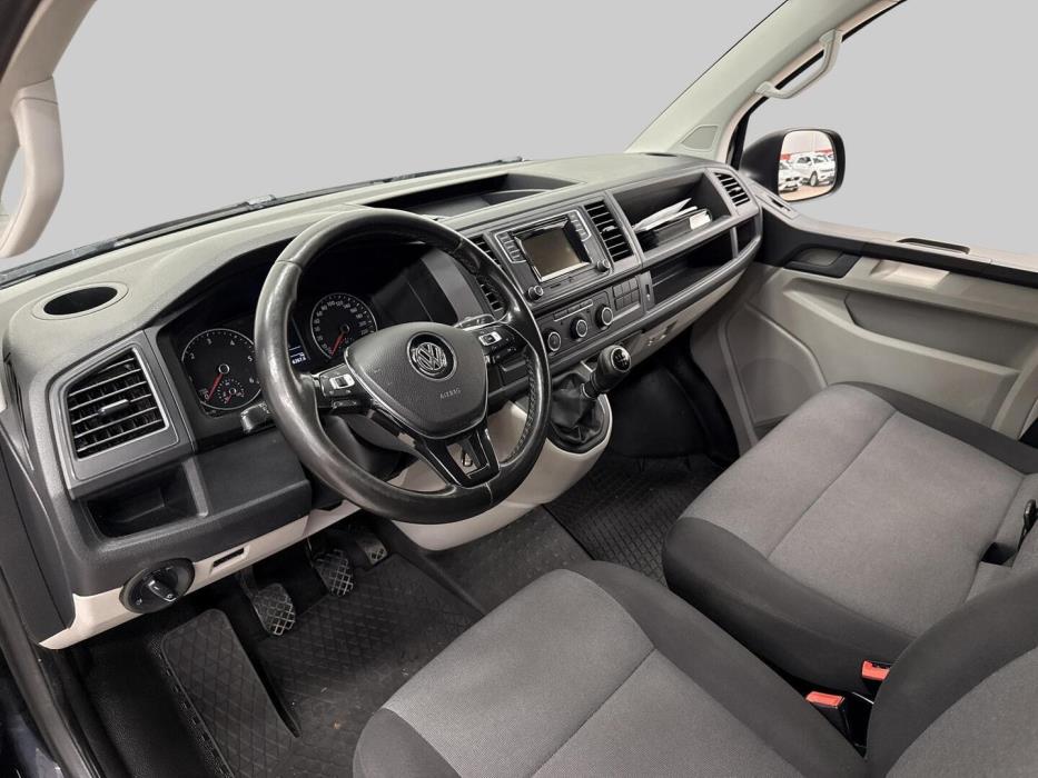 VOLKSWAGEN Transporter 2016