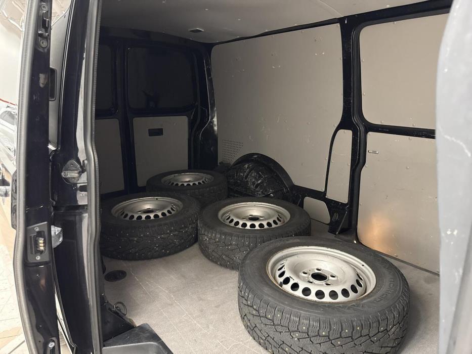 VOLKSWAGEN Transporter 2016