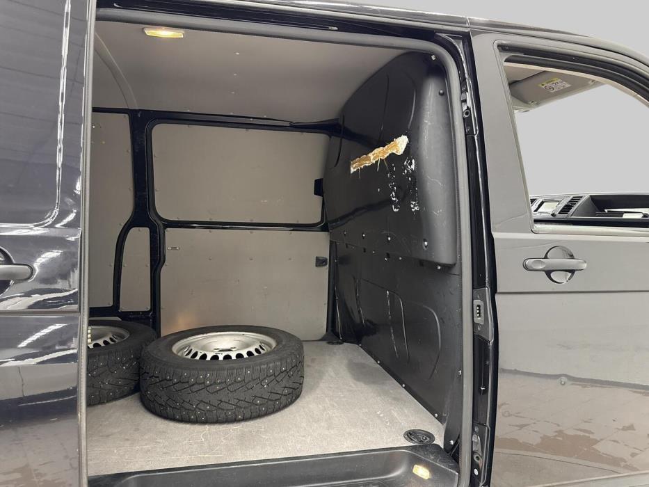 VOLKSWAGEN Transporter 2016