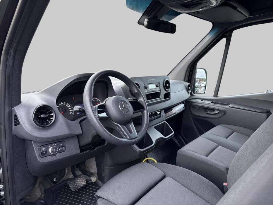 MERCEDES-BENZ Sprinter 2022