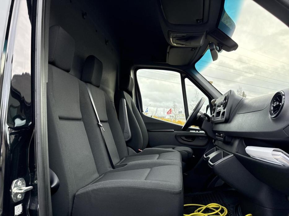 MERCEDES-BENZ Sprinter 2022