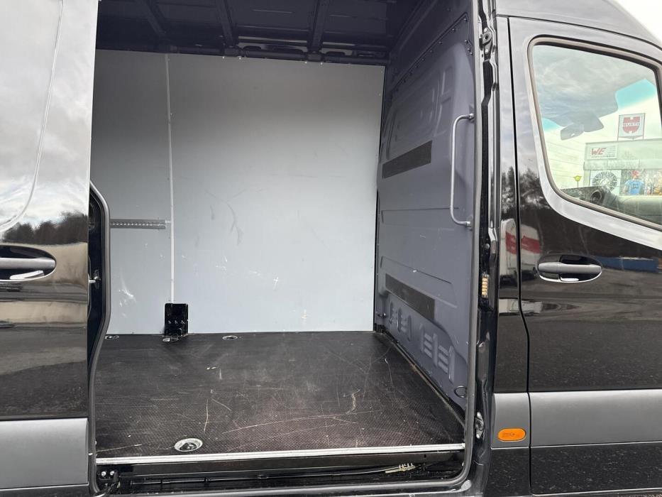 MERCEDES-BENZ Sprinter 2022