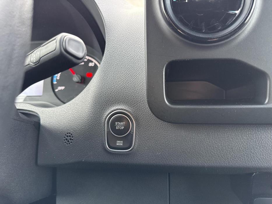 MERCEDES-BENZ Sprinter 2022