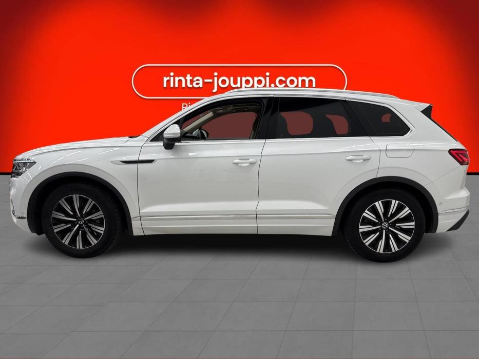 VOLKSWAGEN Touareg 2023