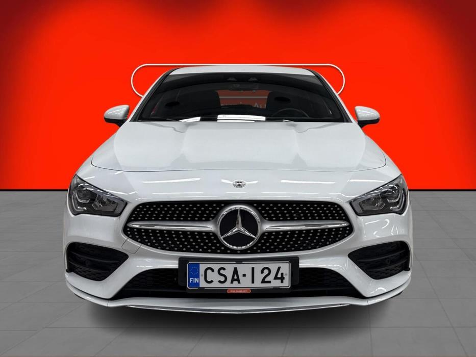 MERCEDES-BENZ CLA 2023