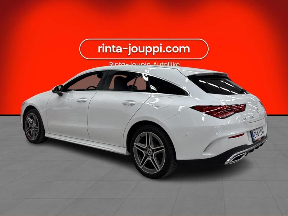 MERCEDES-BENZ CLA 2023