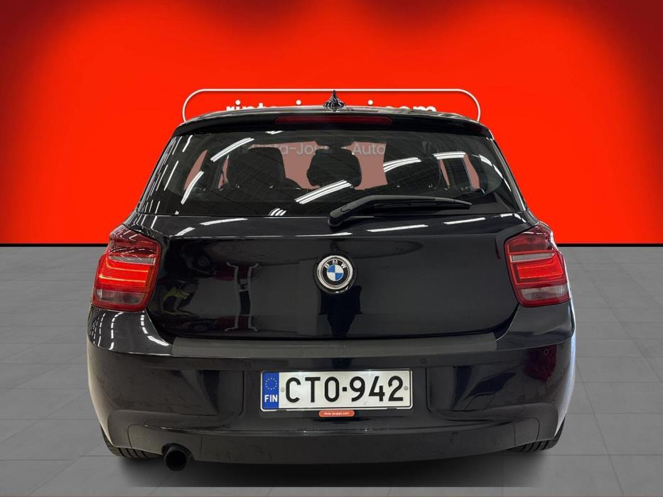 BMW 114 2015