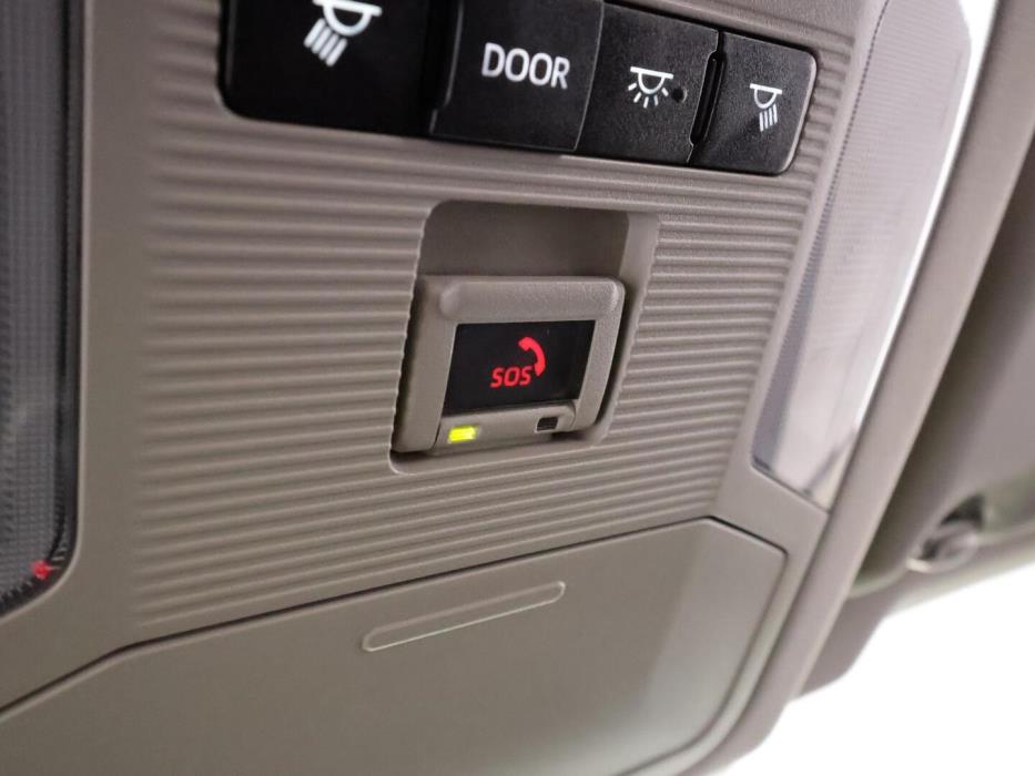 TOYOTA RAV4 2023