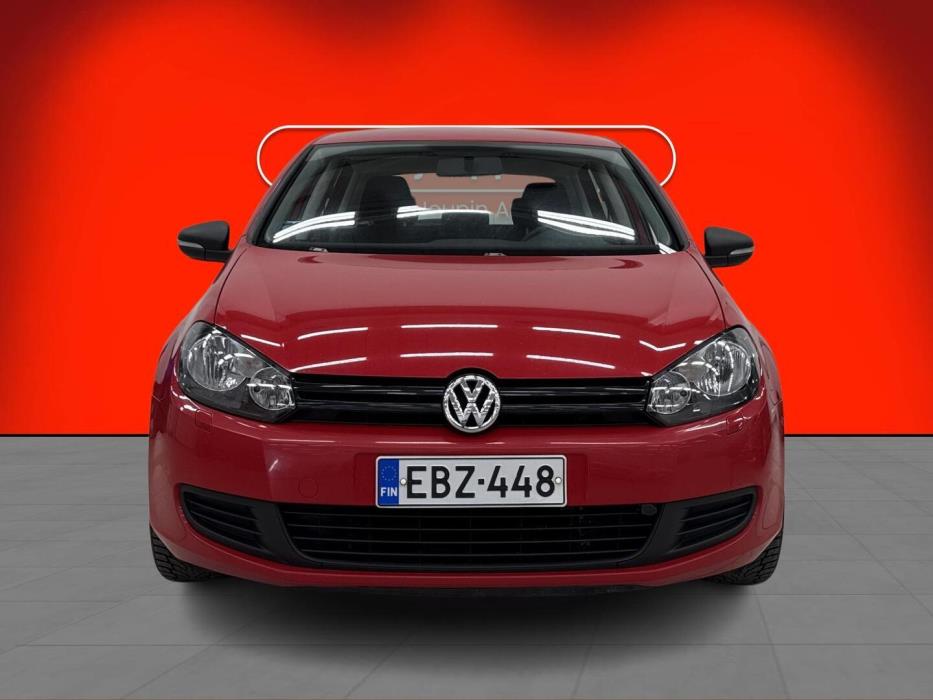 VOLKSWAGEN Golf 2010