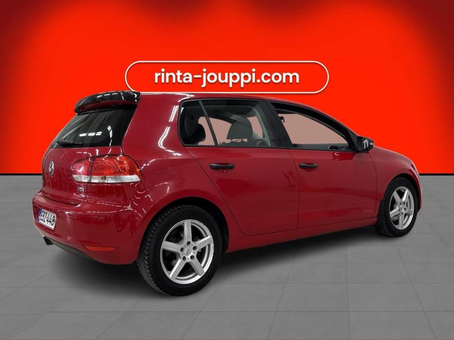 VOLKSWAGEN Golf 2010