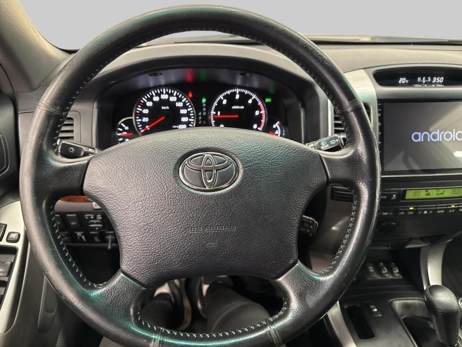 TOYOTA Land Cruiser 2006