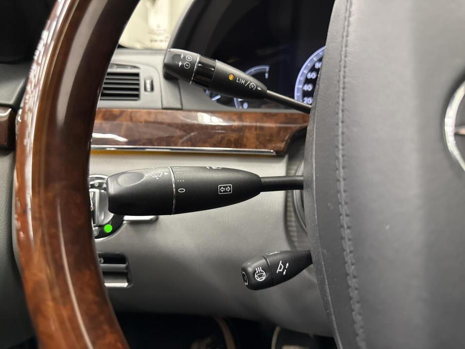 MERCEDES-BENZ S 2006