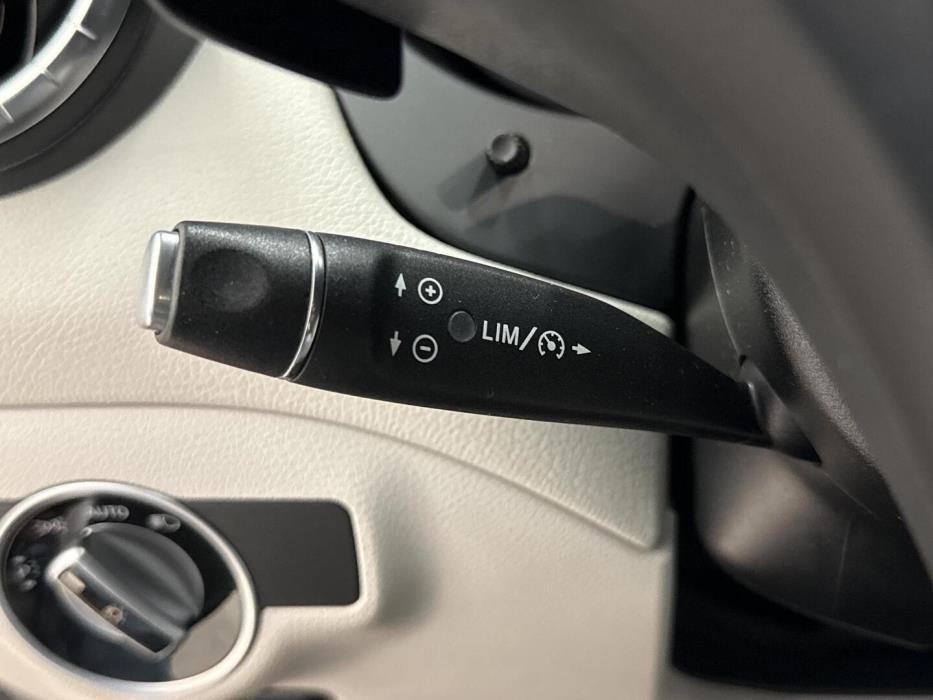 MERCEDES-BENZ CLA 2015