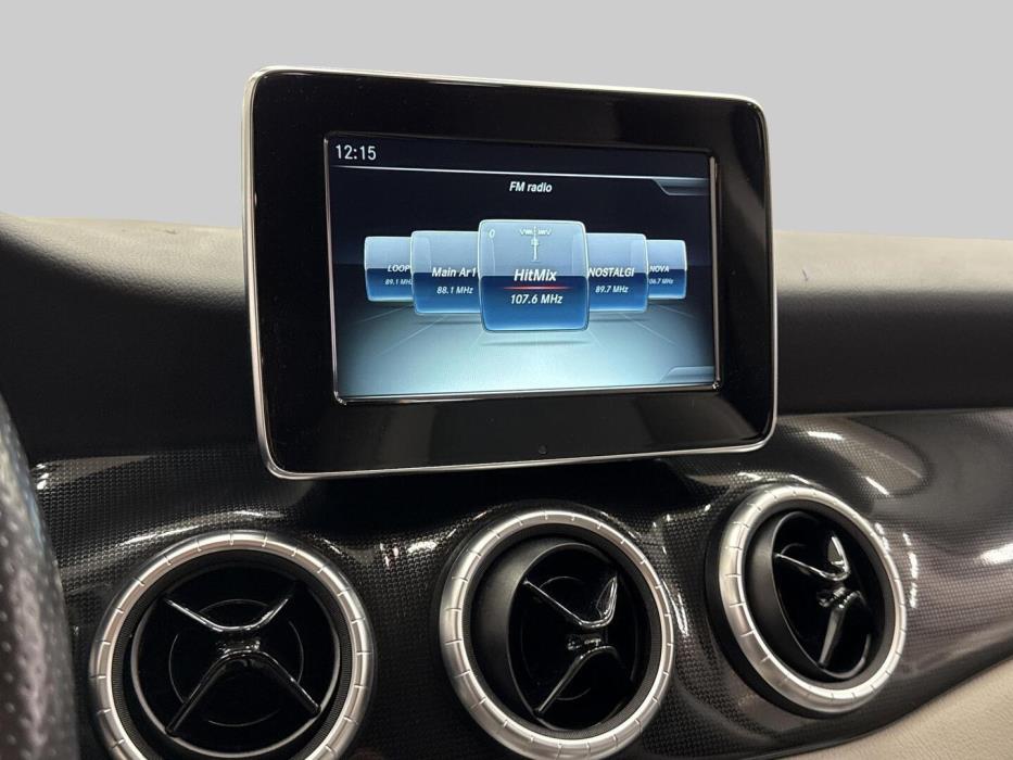 MERCEDES-BENZ CLA 2015