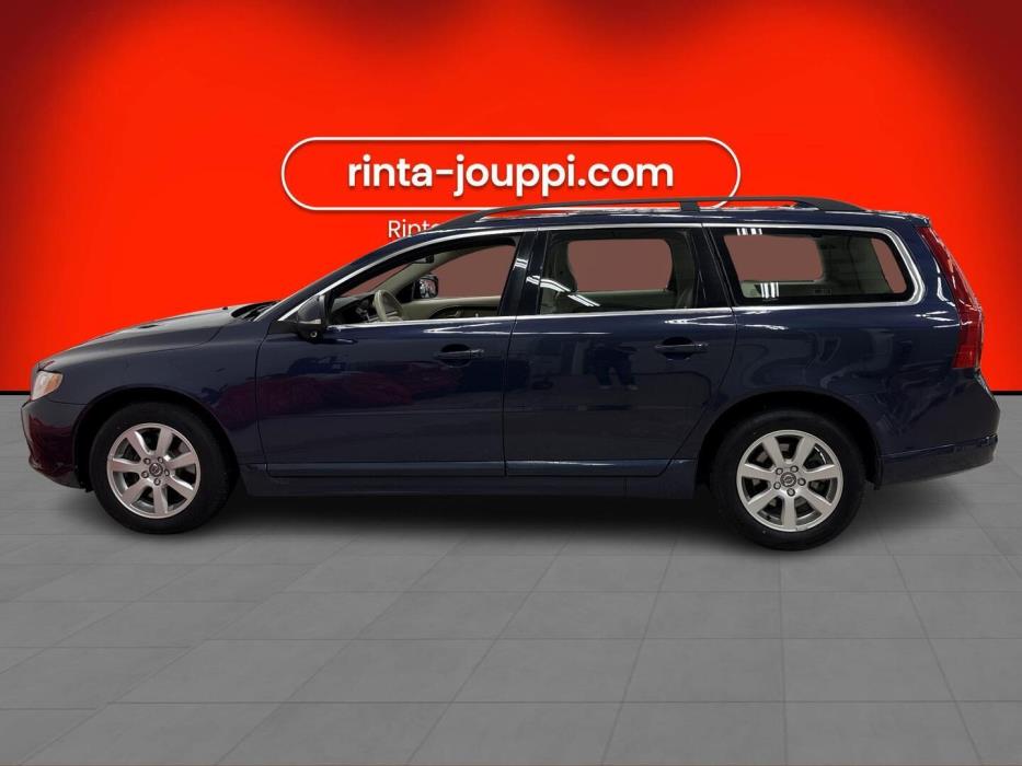 VOLVO V70 2012