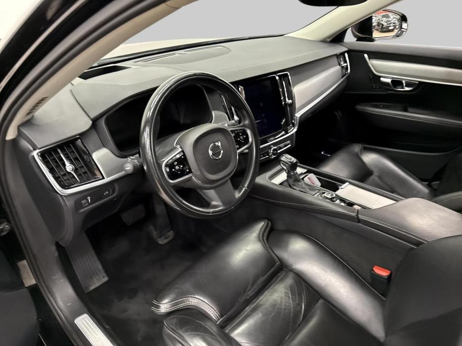 VOLVO S90 2016