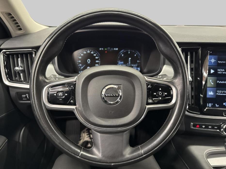 VOLVO S90 2016